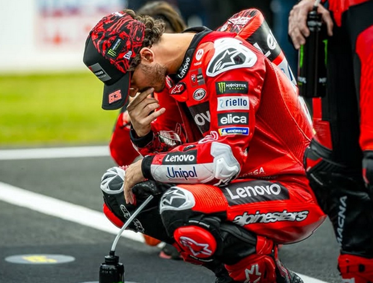 Francesco Bagnaia Akui Marco Bezzecchi Layak Masuk 3 Besar MotoGP 2025.