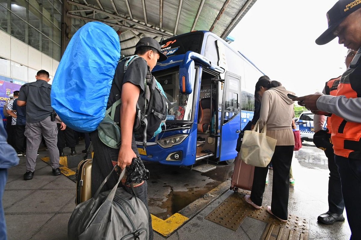 Ramp Check Bus Akan Terus Dilakukan Menjelang Nataru 2026, Menhub Mengatakan Sesuai Arahan Presiden.