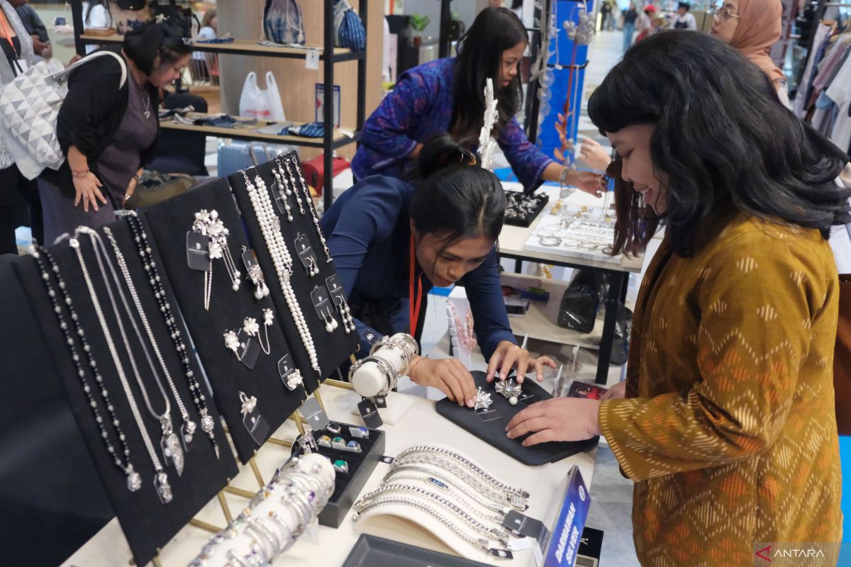 Keuntungan dan Kekurangan Dalam Berinvestasi Perak.