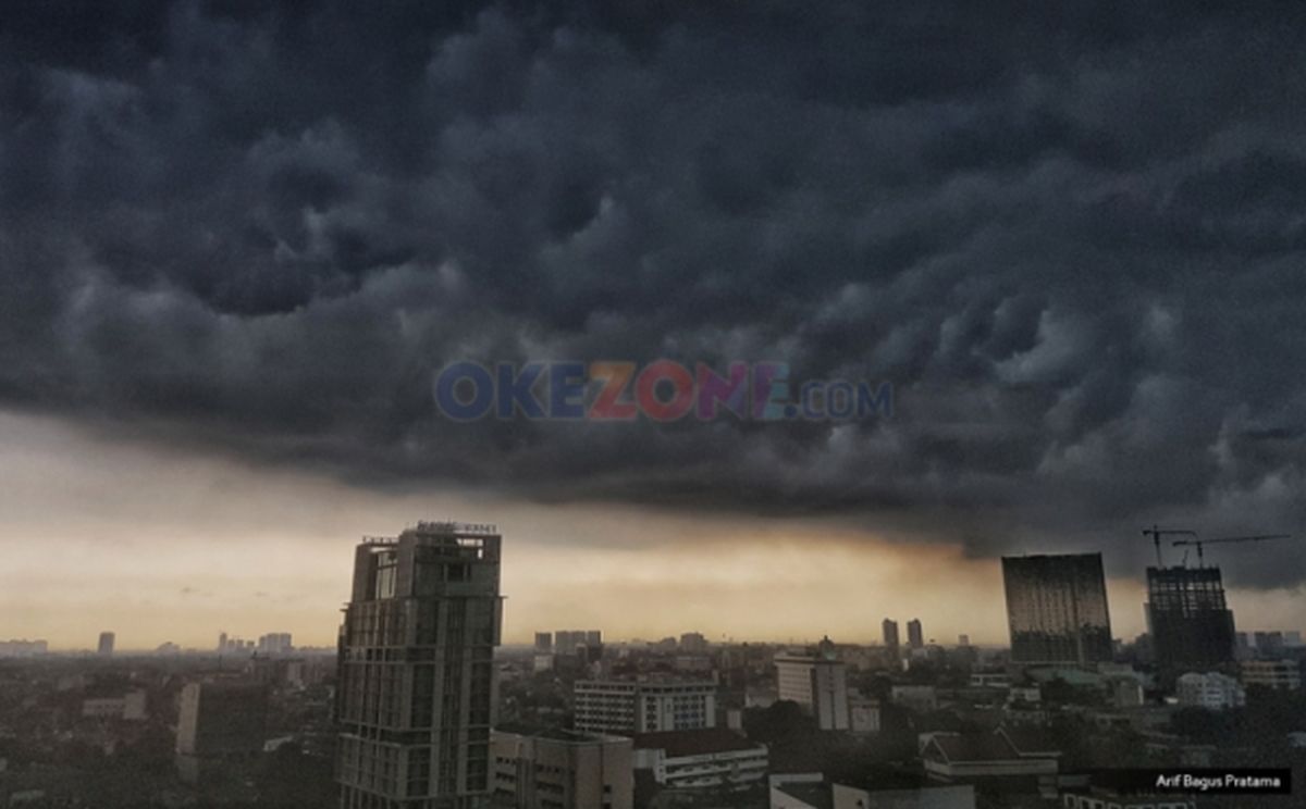 Cuaca Jabodetabek Akhir Pekan, Hujan Dan Angin Kencang Waspada.
