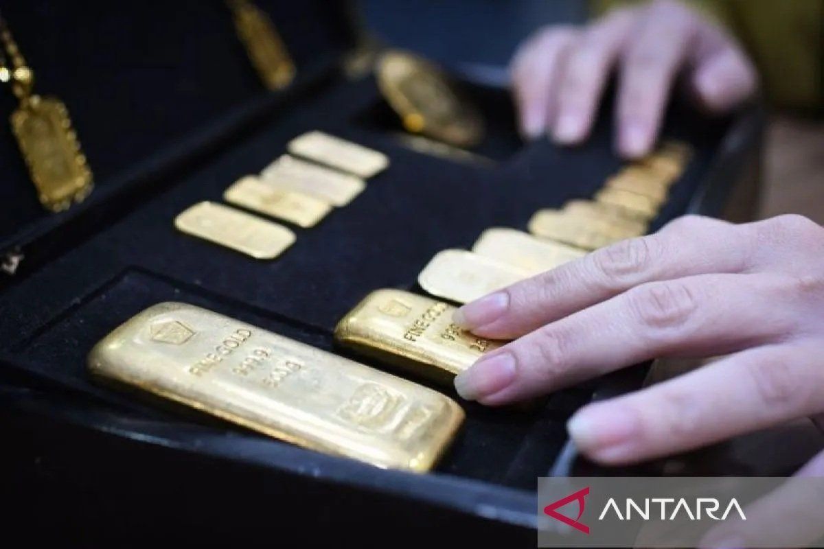 Investasi Emas Atau Perak, Mana Yang Lebih Aman Jangka Panjang?