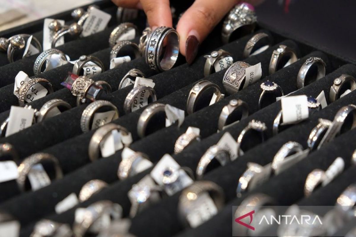 Tips Dan Cara Investasi Perak Untuk Pemula Yang Perlu Diketahui