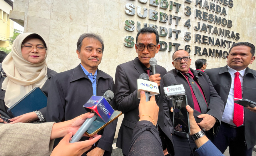 Roy Suryo Dan Rekan Mengajukan Keberatan Terhadap Pelimpahan Berkas.