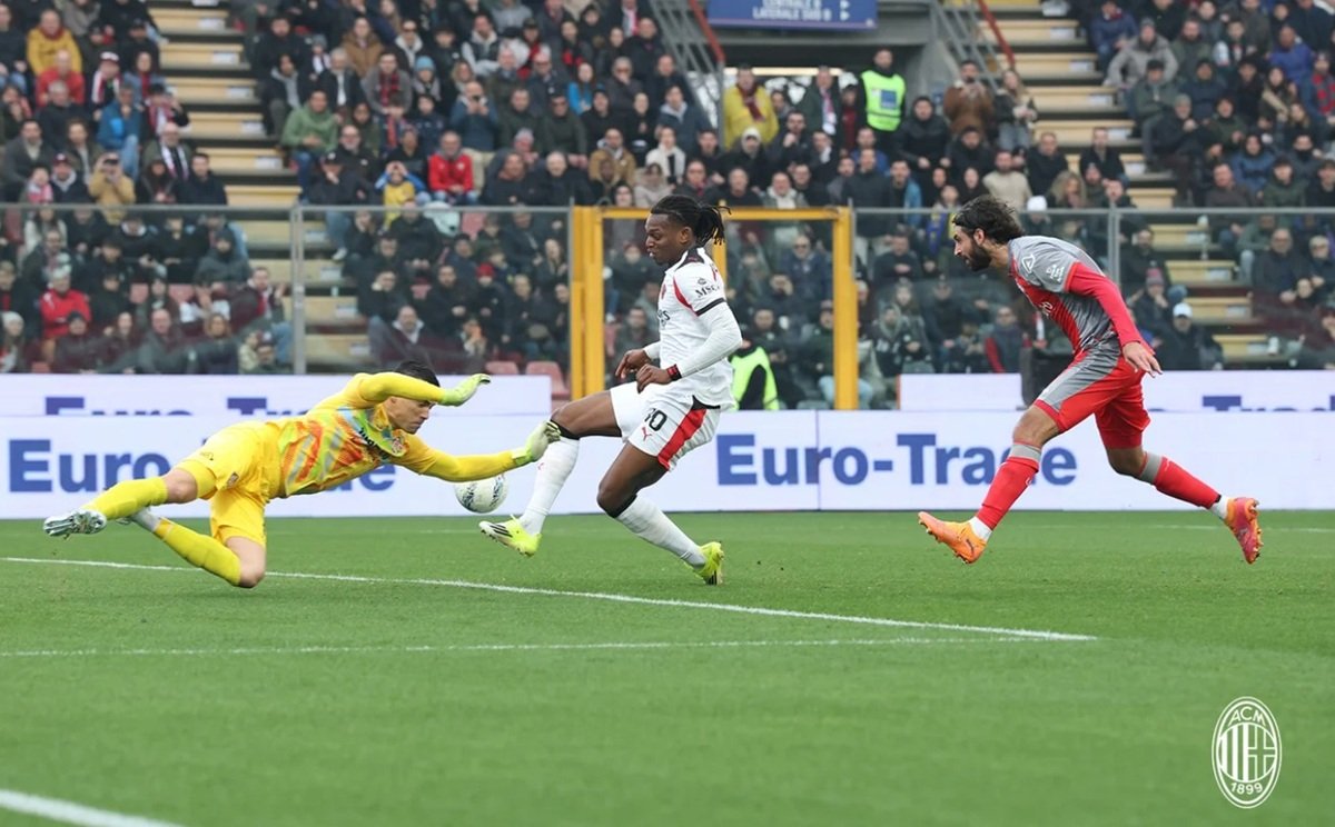 Cremonese Kalah Dari AC Milan Dengan Skor 2-0 Di Liga Italia.